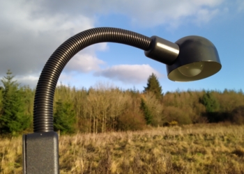 Væglampet i dansk design fra Bell. Retro fra 80 erne