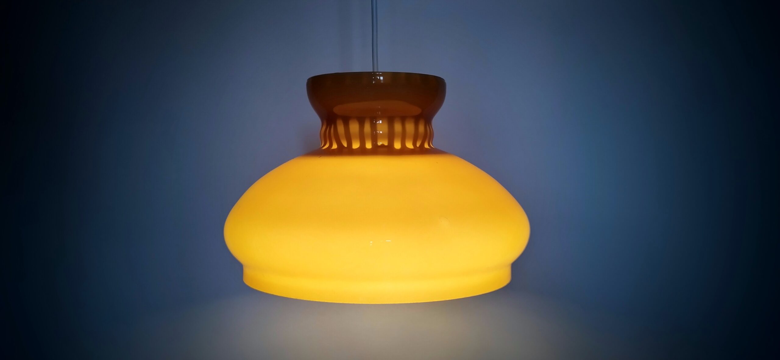 Holmegaard upcycled upcycling pendel Holmegaard glasværk glaskunst