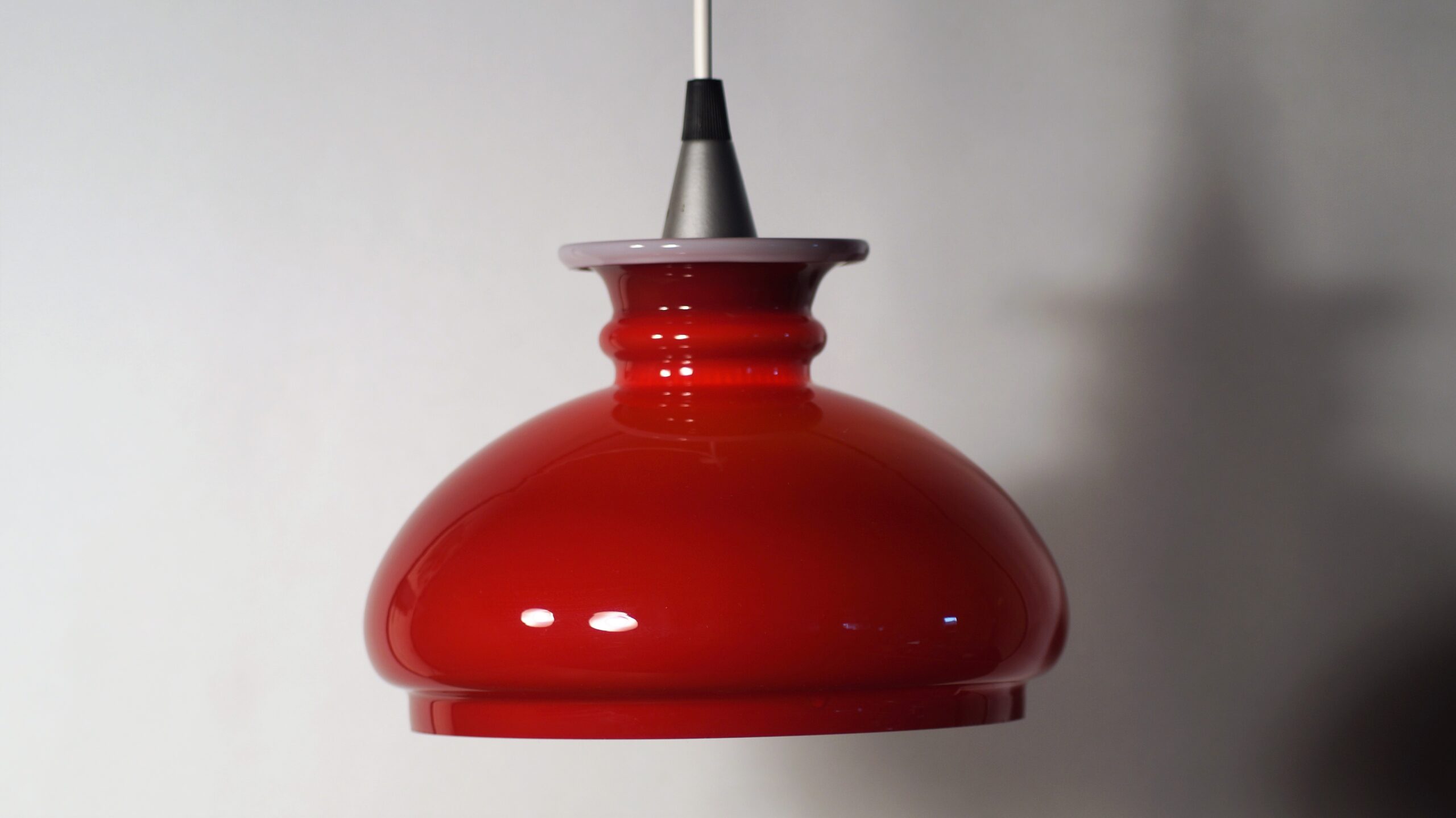 Bordeaux rød Holmegaard - Upcyclet. 22 cm • Møllers smukkelamper.dk Retro vintage lamper og