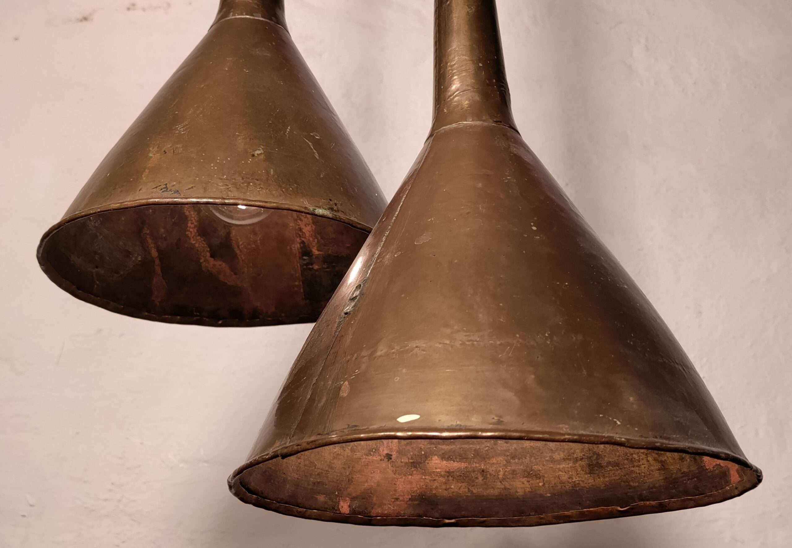 Sæt med 2 sjældne messing horn pendler. 100 cm lange. Nyt el. Se mere – produktbillede 2 – Loftlamper