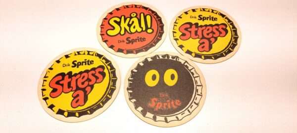 Vintage glasbrikker med SPRITE slogans. Collectors items. Sæt med 4.