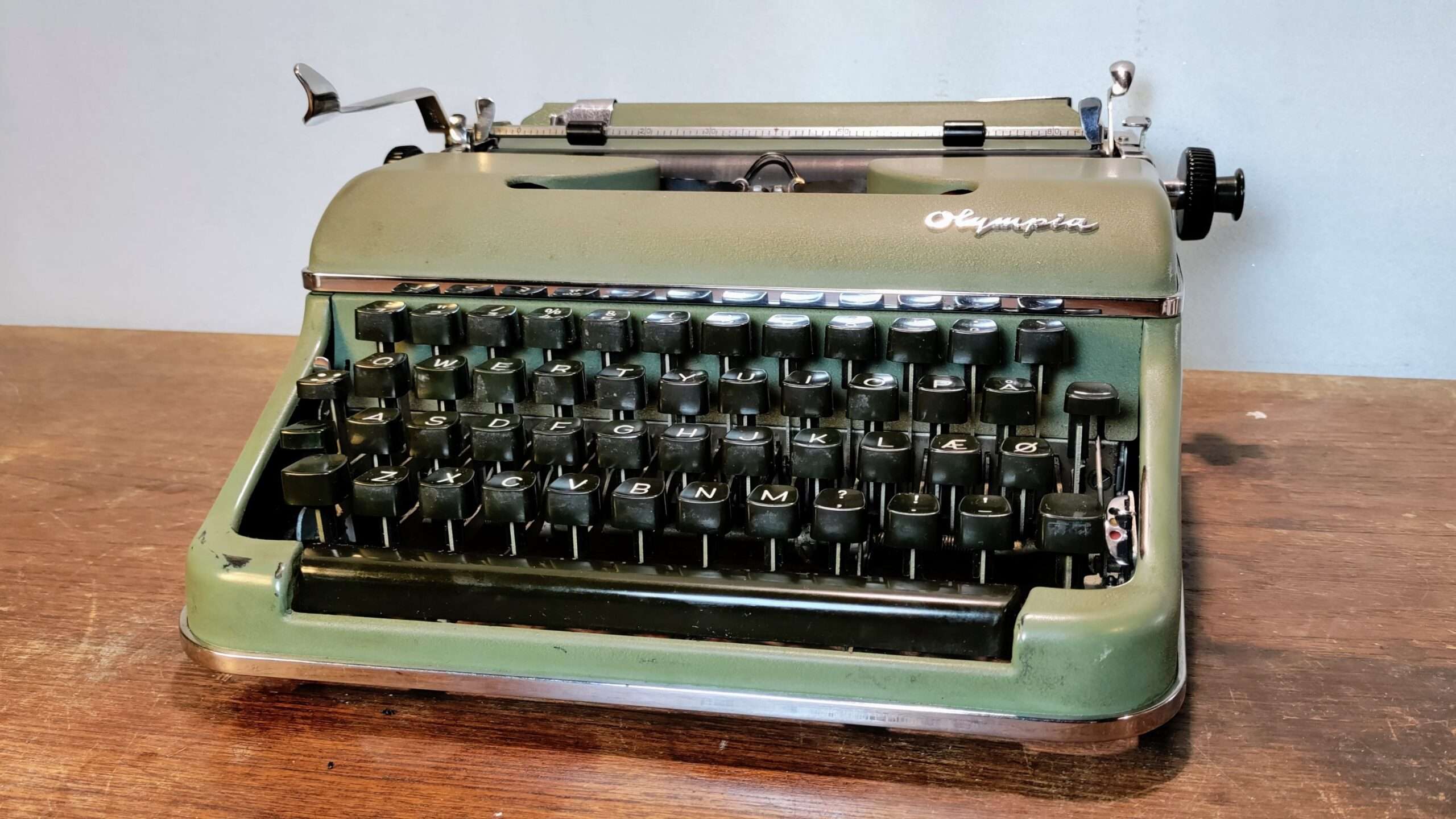 Olympia SM2 skrivemaskine