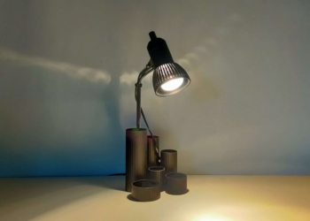 Klassisk Nordlux 1275 C bordlampe til skrivebordet. 36 cm høj.