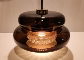 Eksklusiv CARL FAGERLUND FOR ORREFORS loftlampe til spisebordet. 1960 erne. Smuk og stor. 38 cm i diameter.