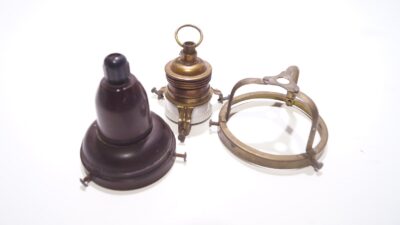 Lampeophæng og glasholdere til glasskærme - Brugte antikke