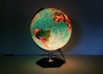 Vintage globus 1980. Perfekt stand. Scan Globe – Made in Denmark.