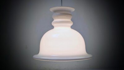 Holmegaard kropendel. Dansk design. Sidse Werner. Hvid. Ø ca. 25,5 cm. Nyt el. 1980