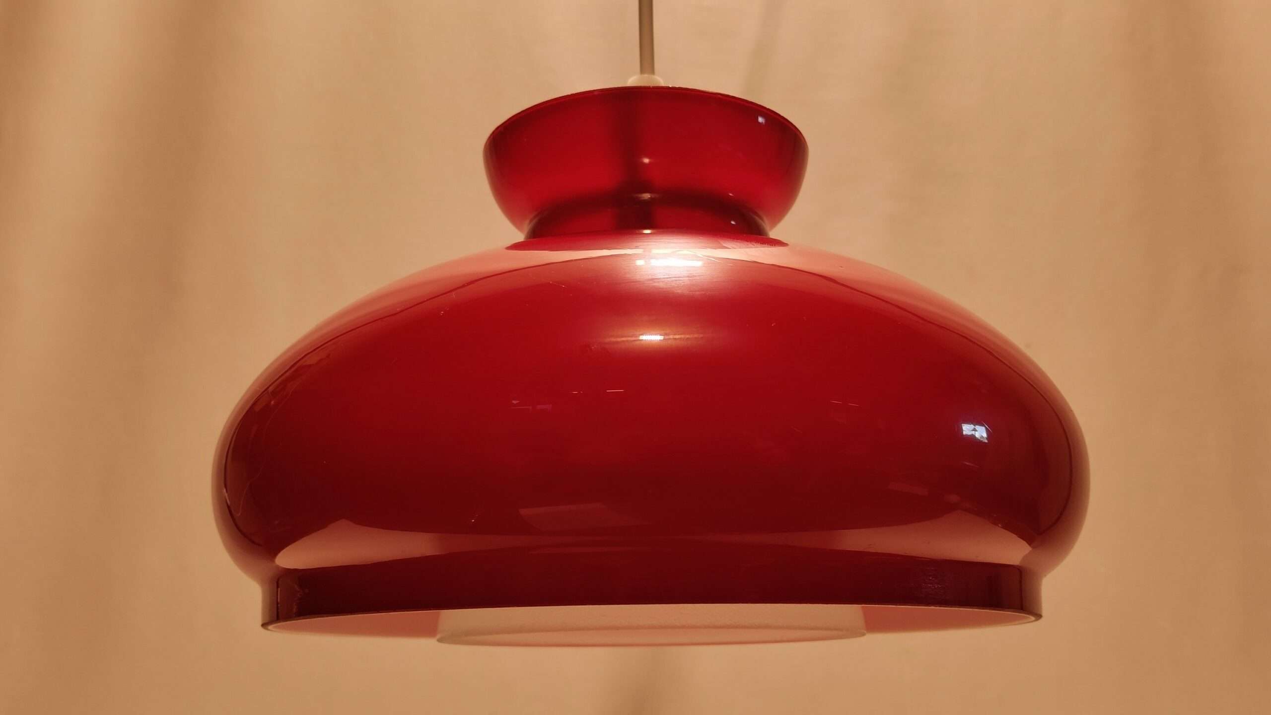 Holmegaard Glasværk upcycled loftlampe. Ø27. Bordeaux rød - fuldrød med ...