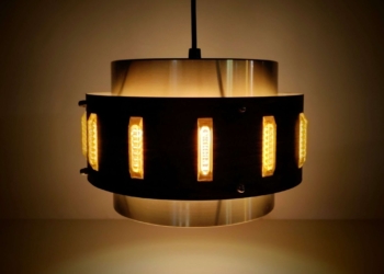 Vintage 1960 loftlampe med rosentræ look. Ø25 Alt el er nyt. Læs mere