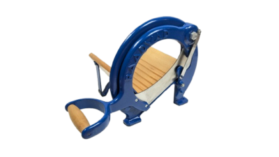 Raadvad brødskærer i blå. excellent condition. Flot stand. Læs mere.