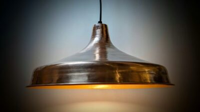 Danish design fra Lyskaer Belysning i kobber. 1977. J.J. Hammer & krone. Fuld restaureret. Ø43 – Design ikoniske lamper til spisestuen
