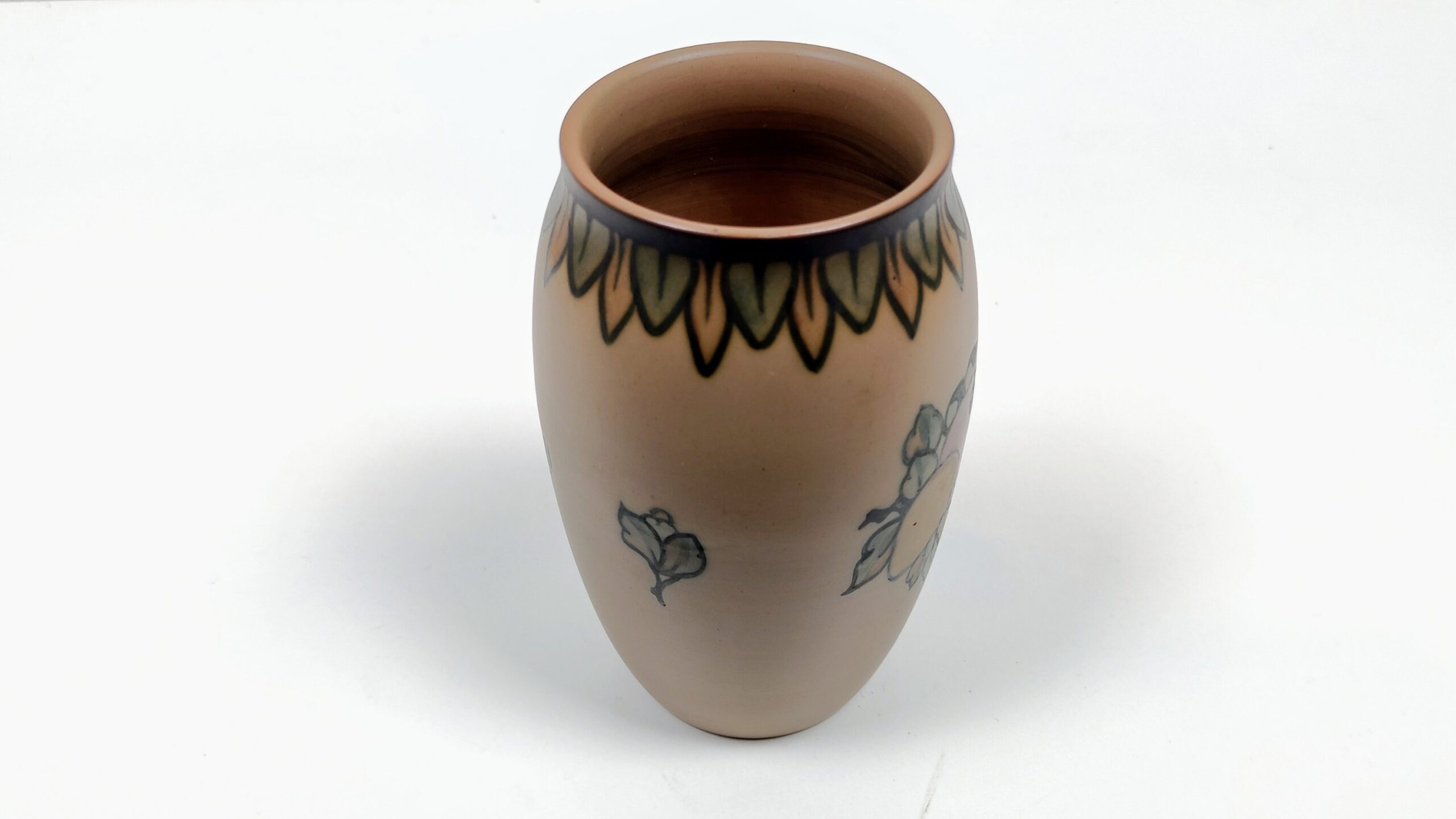 Dansk keramik vase nr 55. Hjort Bornholm 1970. Ø80 mm. Højde mm. • Møllers smukkelamper.dk - Retro vintage lamper og