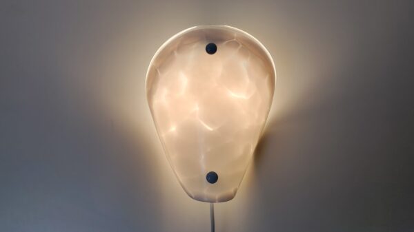 Dansk glasdesign fra 1990. Væglampe fra El- Light. Model cloud. Alt el er nyt. Læs mere