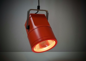 Louis Poulsen Unispot lampe omdannet til loftlampe. 1970. Orange. Stykpris. Få på lager.