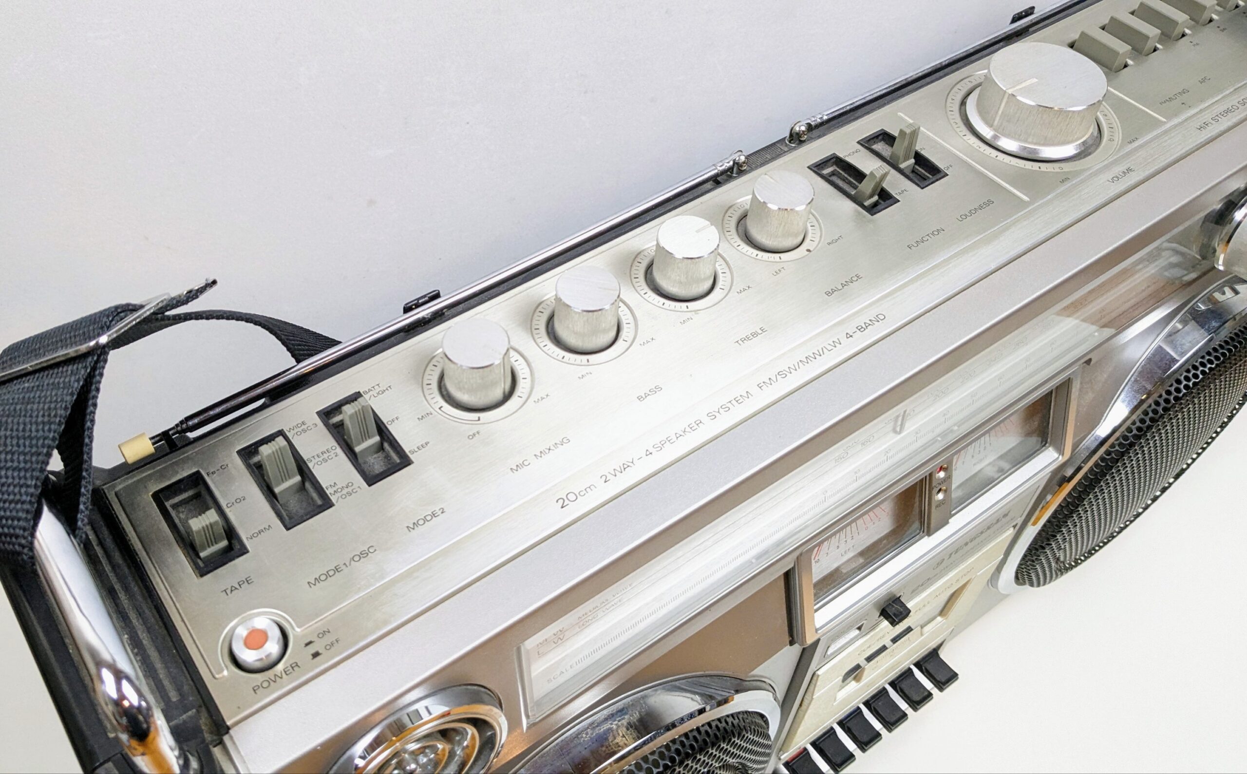 Topklasse Tungsram CSC-850 HIFI stereo sound system fra 1979. Excellent condition. Nye remme. Læs mere om