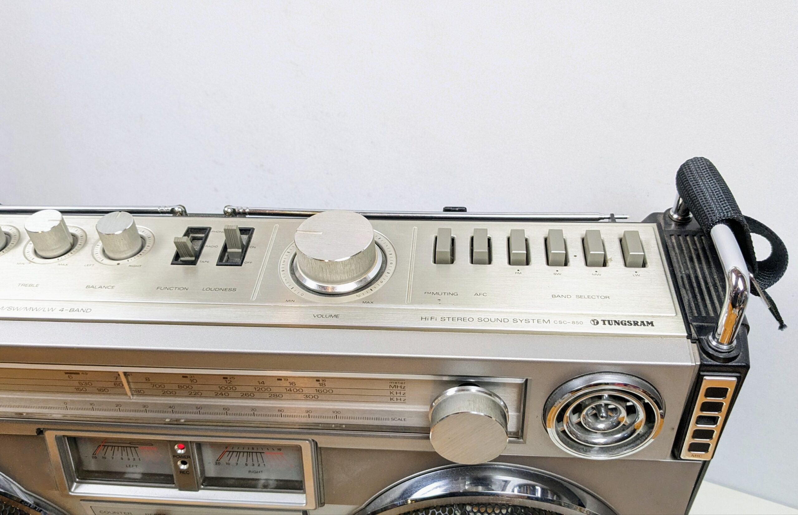 Topklasse Tungsram CSC-850 HIFI stereo sound system fra 1979. Excellent condition. Nye remme. Læs mere om