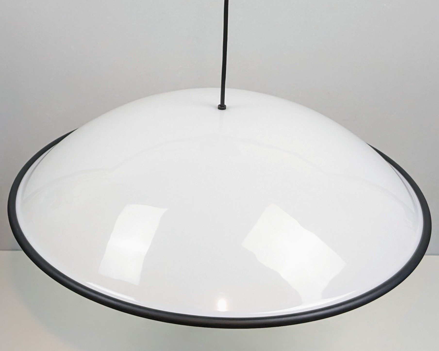 Sjælden Loftlampe fra 1980. Preben Jacobsen design for Fog og Mørup. Model “Cosmos” Ø52. Nyt el.