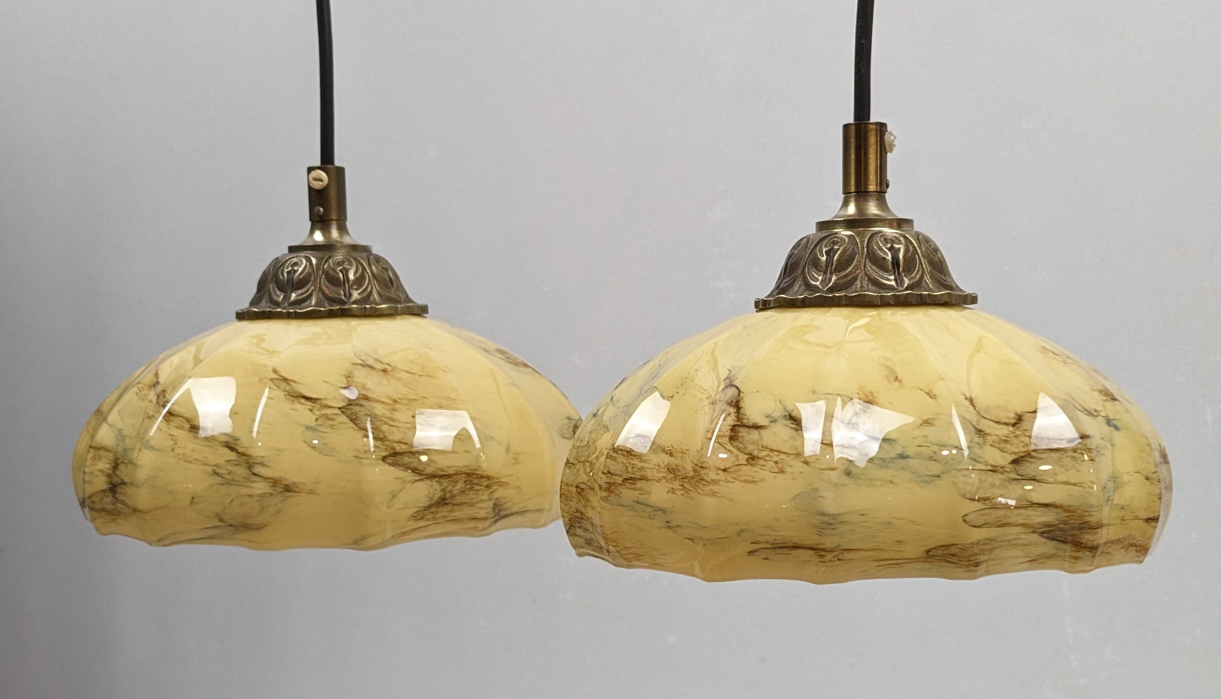 Unika Antik pendel sæt. 1940. Custom made i messing og Antik glas. Nyt el. Ø19. Sætpris