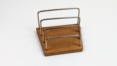 Vintage brevholder/ iPad holder i eg.