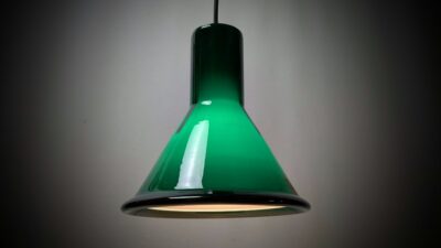 Skovgrøn Michael Bang pendel. P&T Mini Holmegaard 1980. Nyt el. Klassisk design. Ø20