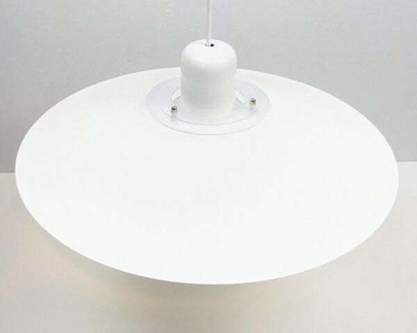 Danish design 1990. Dana Light. Model: Jill Type 914. I særdeles flot stand. Pure white. Ø46. Nyt el.