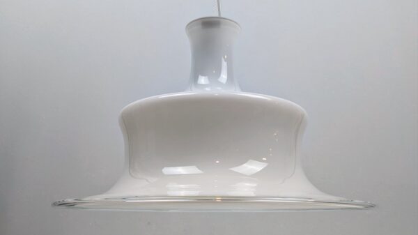 Hvid opal spisebordslampe Ø39. Holmegaard 1981 – Design: Michael Bang. Nyt el. Pickup only.