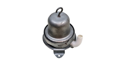 Antikke originale lampeholdere til industri lamper i porcelæn m.m loftmontering. Med 1 vinkel.