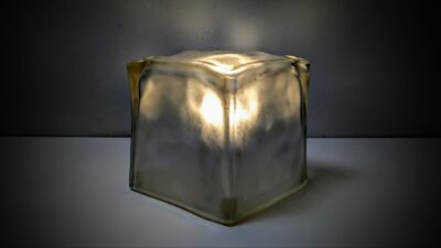 Vintage Ikea Ice cube lampe med 2,7 kilo glas. 1990. Læs mere