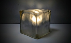 Vintage Ikea Ice cube lampe med 2,7 kilo glas. 1990. Læs mere