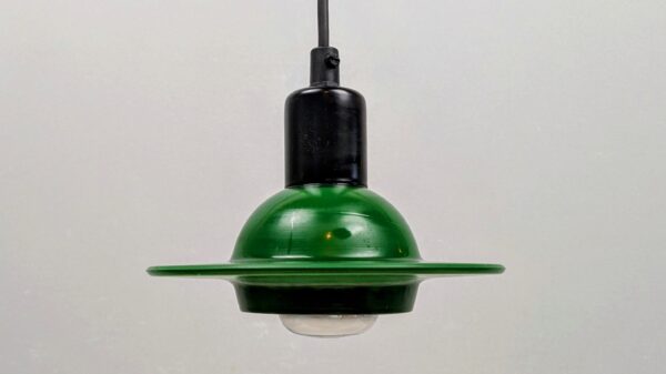 Ufo lamper i græs grøn. Model : Inter. Dansk design Stykpris.