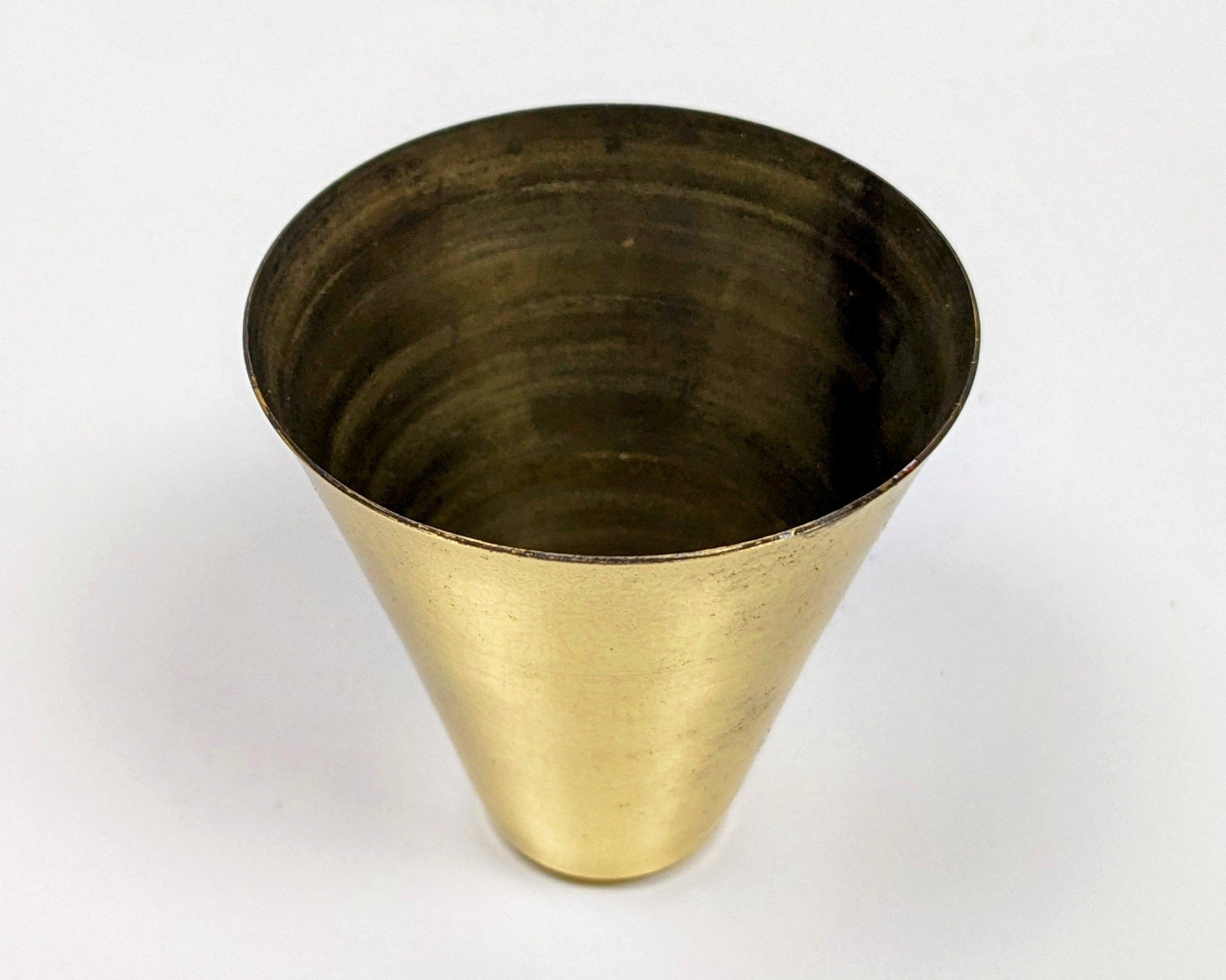 Messing top. 1960. Ubrugte. Lysekrone, lampetop eller lamper bund. Højde 53 mm. Stykpris.