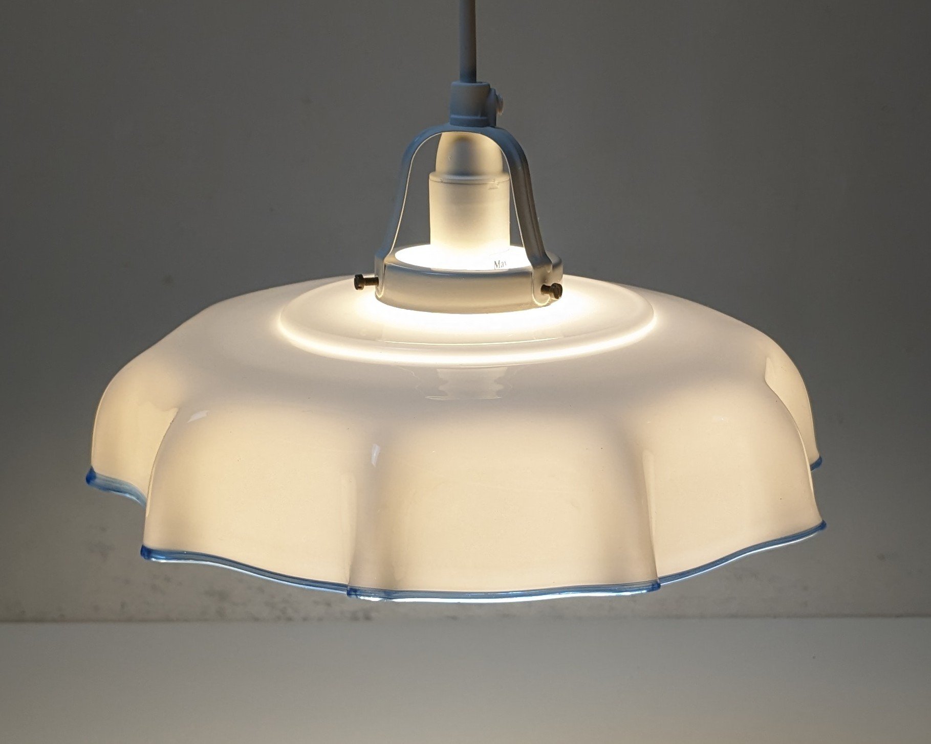 Charmerende svensk opalglas køkken lampe fra 1950. Restored. Nyt el. Ø26. - Billede 4
