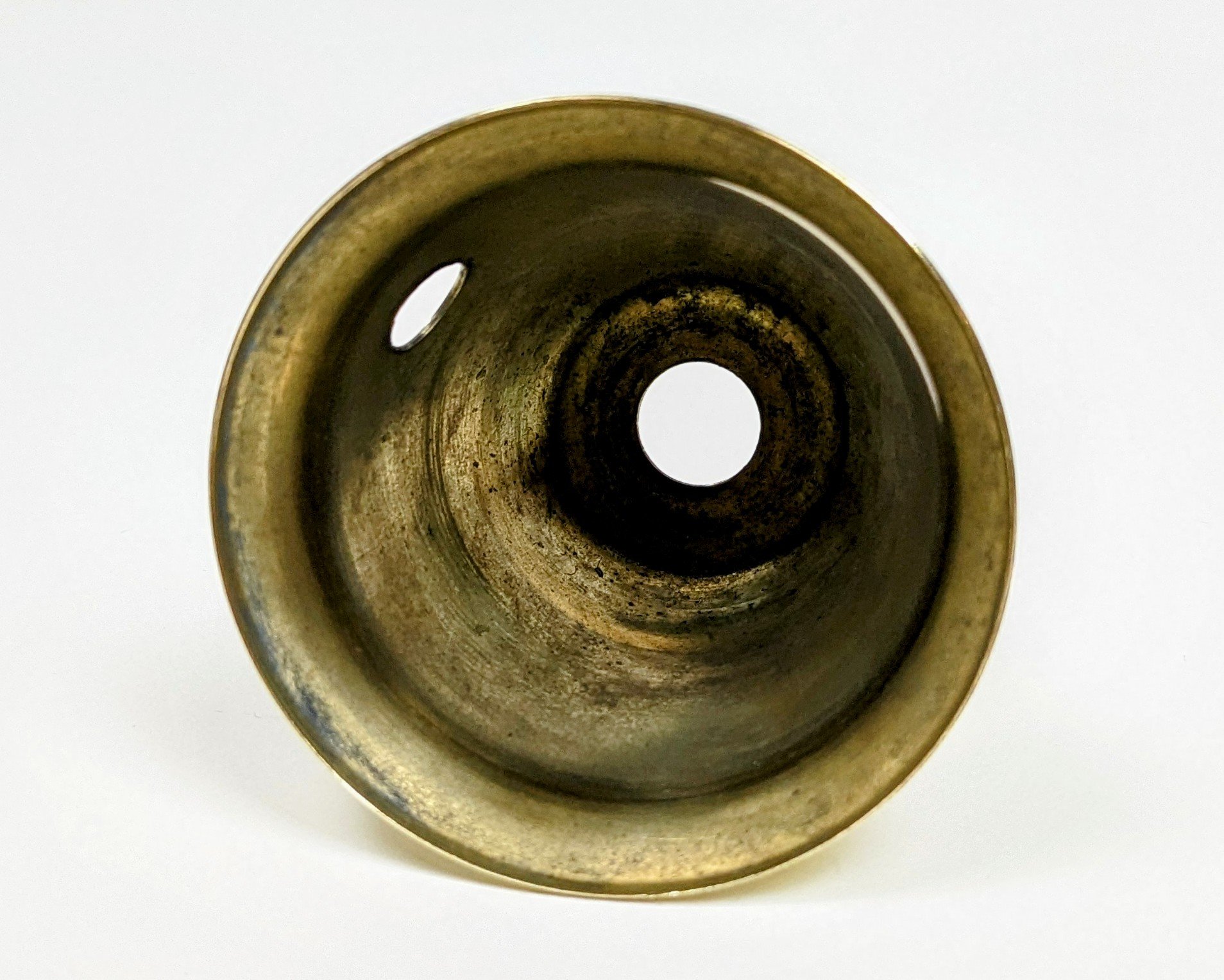Messing top/ bund med sidehul. 1960. Ubrugte. Nypoleret. Højde 46 mm. Ø55 mm