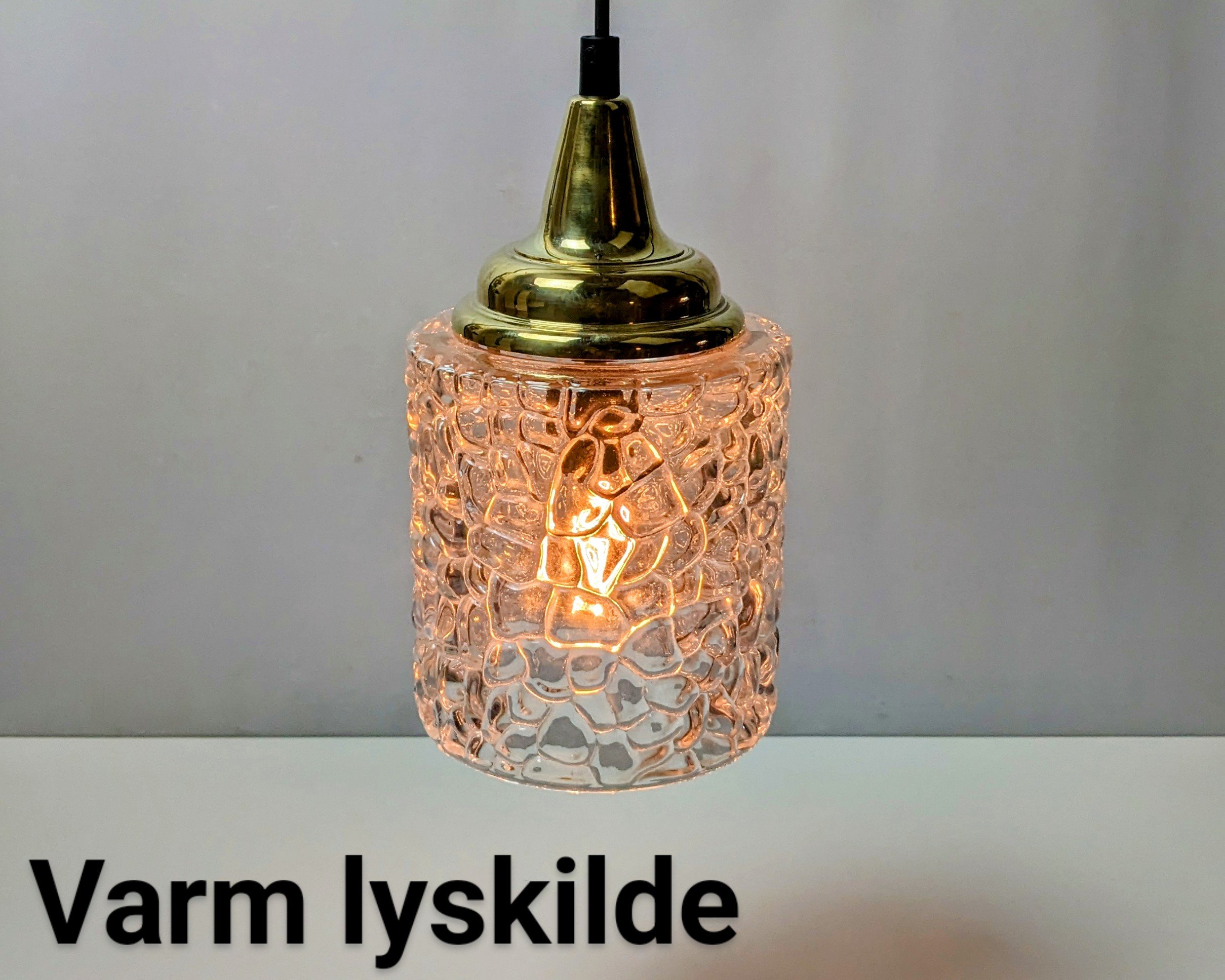 Vintage glas pendel. Nyt el. og nyt ophæng. Messing og klart glas. 1,2 kilo glas.Ø16