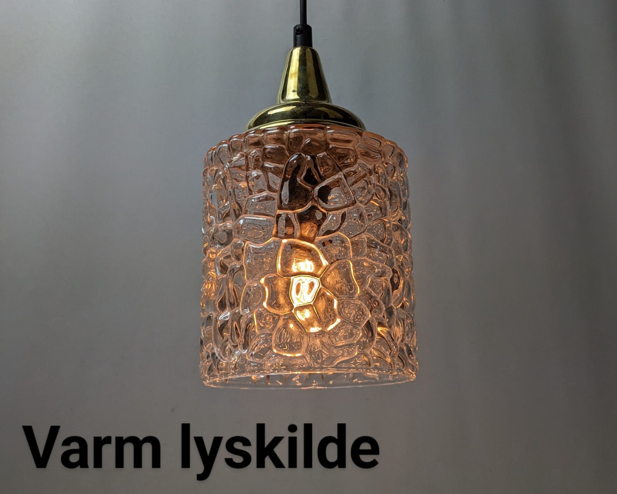Vintage glas pendel. Nyt el. og nyt ophæng. Messing og klart glas. 1,2 kilo glas.Ø16