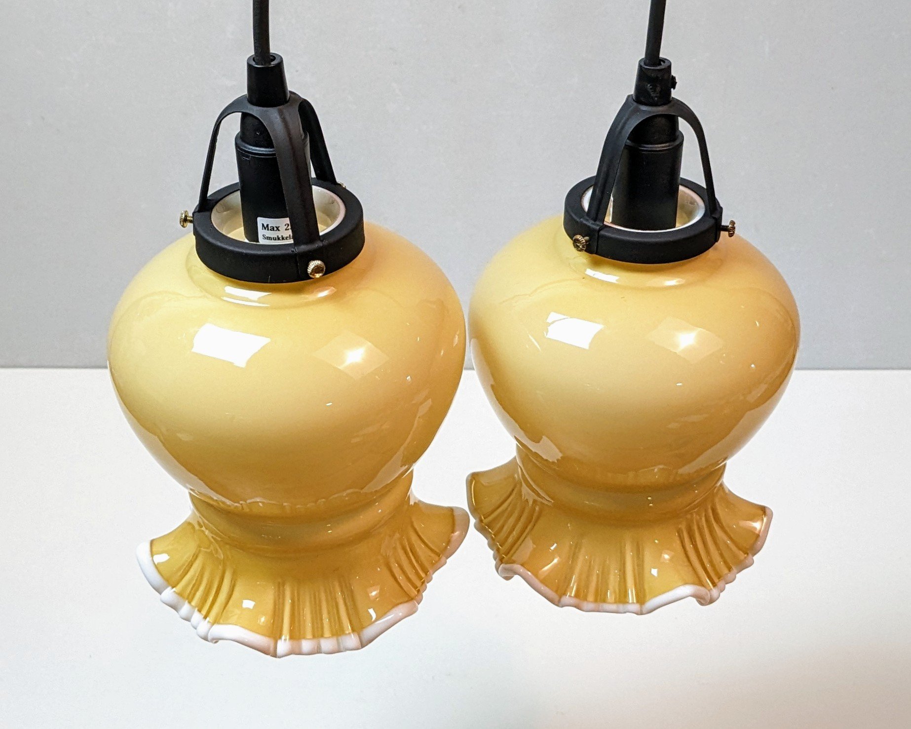Sæt med 2 spansk inspirerede vintage glas lamper med skørter. Nyt el. Model "Desperado". Ø14 - Billede 4