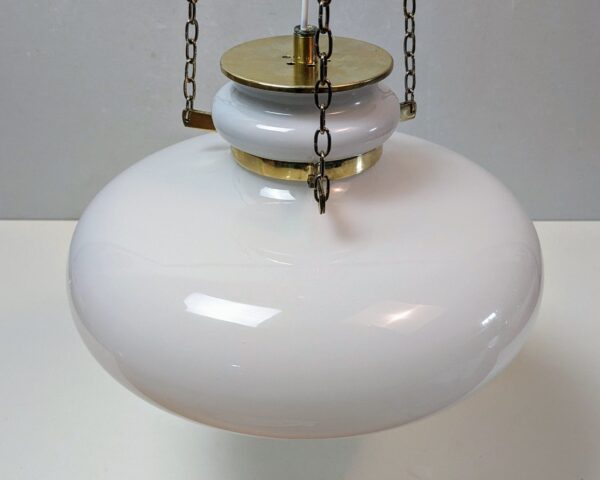 Flygfors opalglas loftlampe 1960. Fuld restaureret. Ø30. Bla. nyt el. Pickup only.