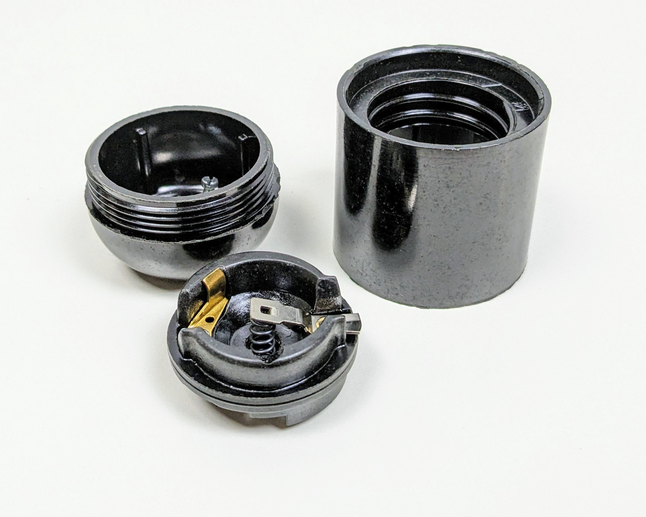 Klassisk bakelit fatning E27 Sort glat. Specialvare. Plast. M10. 52mmL