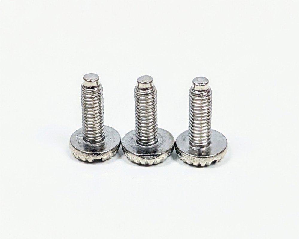 Vintage KROM fingerskruer til lampe glasholdere. M3 – 10 mm.