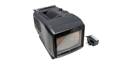 Electronic FA2015 transportabelt farve tv fra 1980.