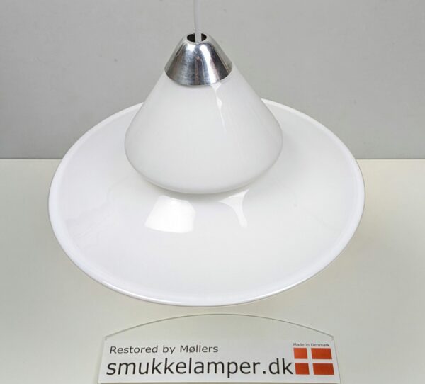 Royal Copenhagen/ Holmegaard. 1980. Model opus.  1,5 kilo glas. Ø31. Nyt el