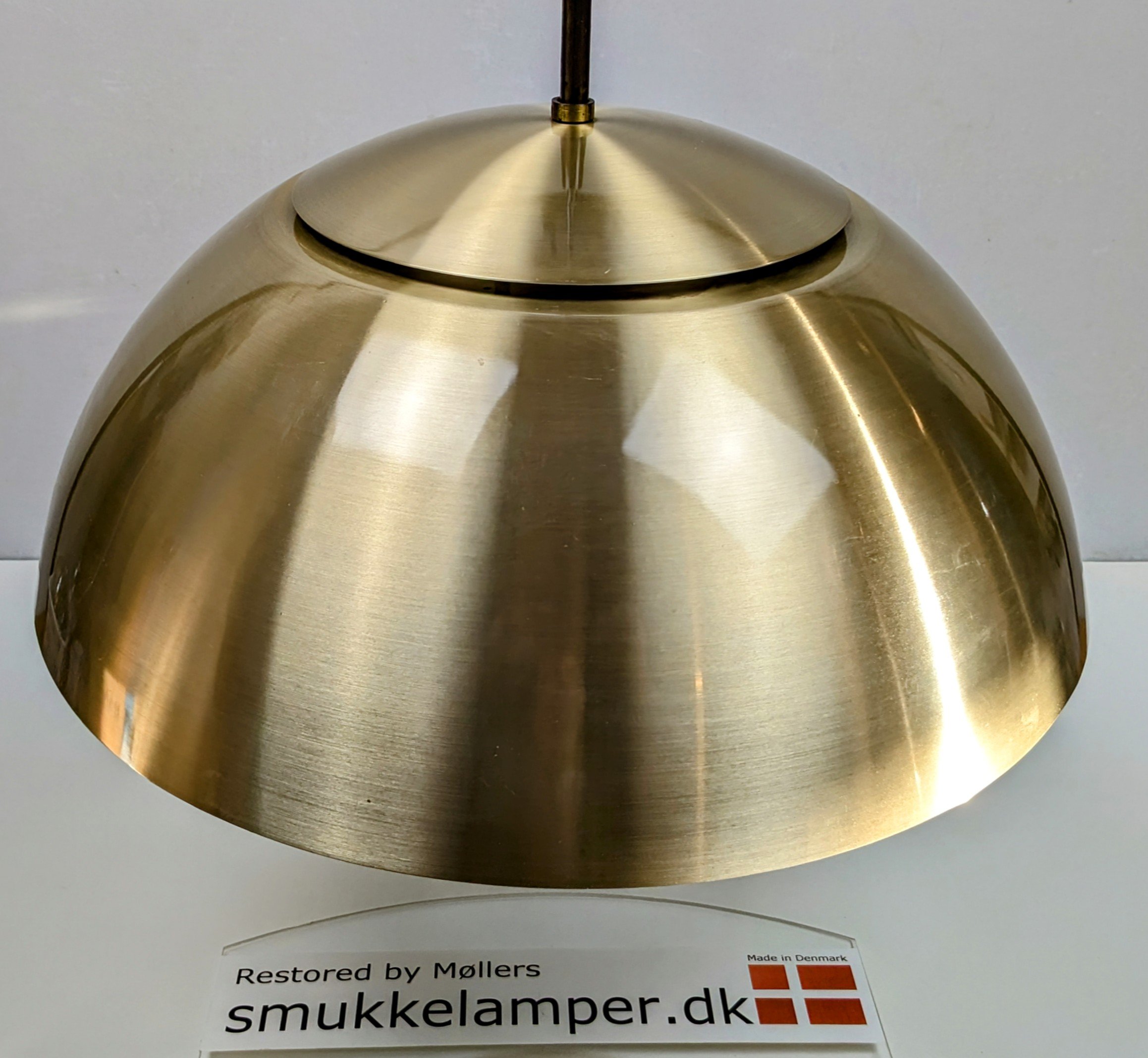 Lyfa Olymp loftlampe 1970. Alu tryk. Messing lakeret. Original. Ø40. Excellent condition. Nyt el. - Billede 3