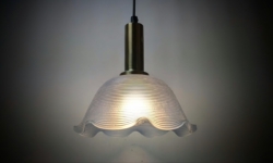 Elegant lys blå køkken lampe. Alt er nyt. Ø26. Læs mere.