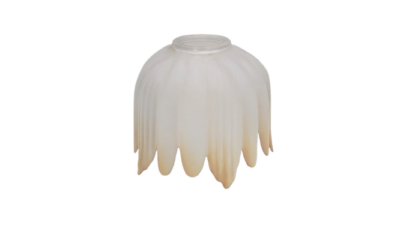 Laksefarvet lampeglas til pendel. Blad motiv. Ø14,5 cm 12 cm høj. Centerhul 4,1 cm. Reservedel