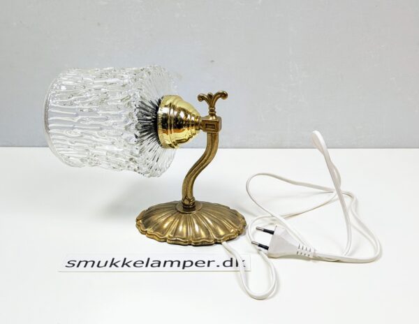 Smuk Orrefors glas væglampe. Messing. Nyt el. 20 cm høj. 1960. Uplight