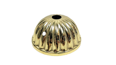 Vintage messing lampetop i romersk stil. Ø59 mm. 30mmH.M10,6 centerhul