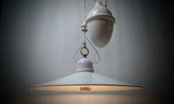 Ny Italiensk Le Prolunghe loftlampe i ren porcelæn. Ø40. Ubrugt. Pickup only. Made in Italy.