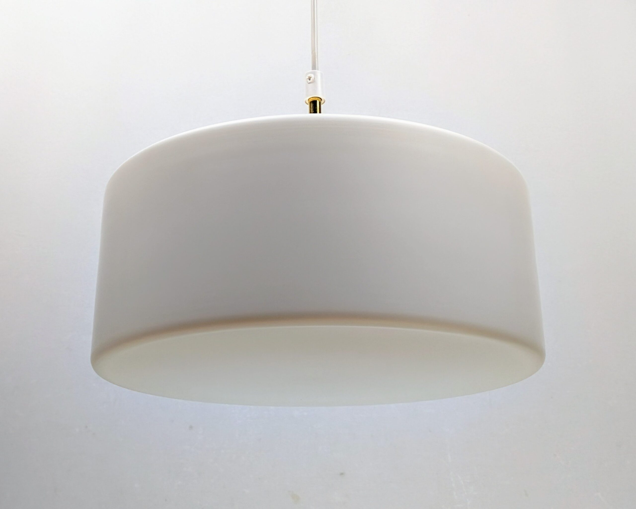 Stilren Custom made loftlampe. Opalglas. Ø29. Alt er nyt. - Billede 4