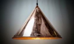 Stor danske design kobber lampe 1970. Nyt el og ny poleret. Ø42.