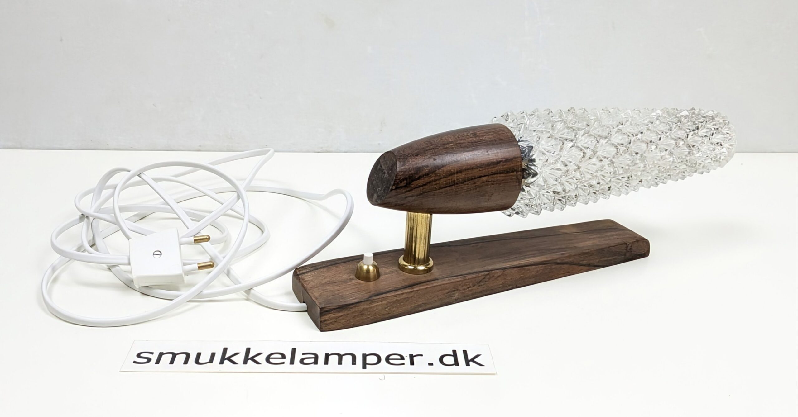Dansk væglampe 1960. Palisander. Delvist nyt el. 30 cm lang. Vitrika. - Billede 2